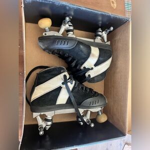 Antik MG2 Roller Skates w/Rival plates